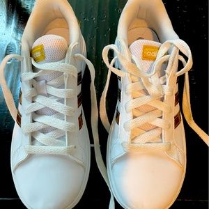 Adidas originals Boys Sneakers Size 3